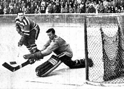 Frey marque le premier but du ZSC à Lausanne face au gardien Stempfel